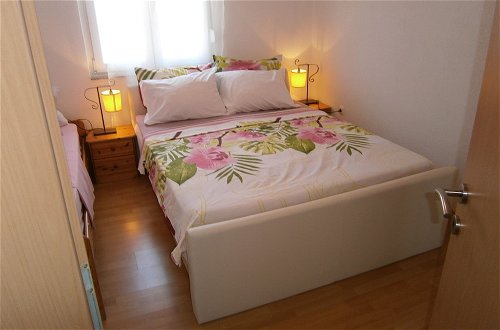 Foto 4 - Beautiful Holiday Apartment Sanela for Relaxed Vacation