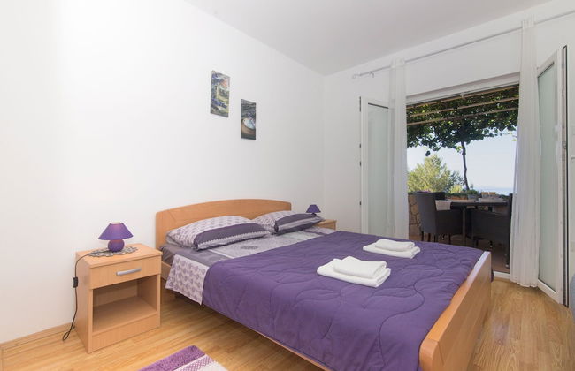 Apartment Luka - Photo 1