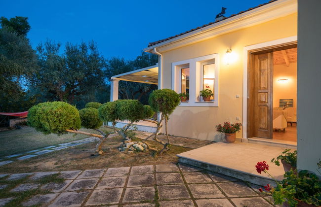 Nina Residence - Photo 31