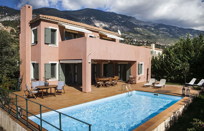 Villa Eleni - Photo 1