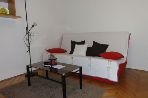 Photo 11 - Cozy apartment Buterer