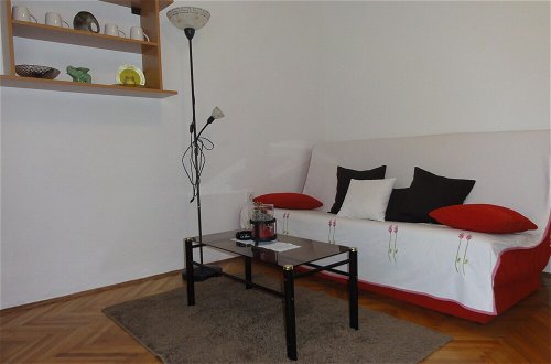 Photo 9 - Cozy apartment Buterer
