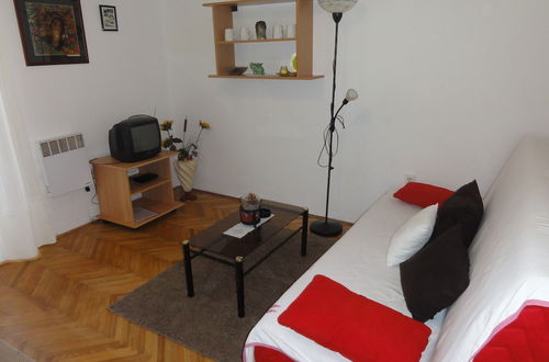 Photo 10 - Cozy apartment Buterer