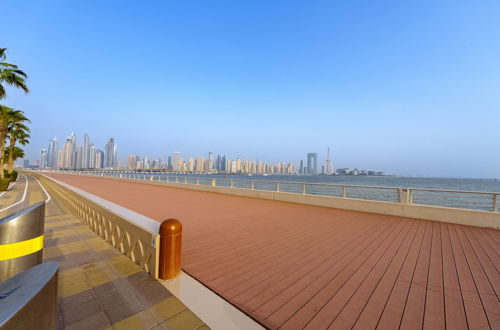 Foto 20 - Maison Privee - Charming Apt with Arabesque Sea View on the Palm Jumeirah