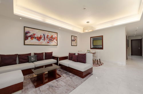 Photo 10 - Maison Privee - Charming Apt with Arabesque Sea View on the Palm Jumeirah