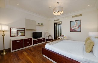 Photo 2 - Maison Privee - Charming Apt with Arabesque Sea View on the Palm Jumeirah