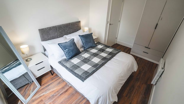 Staycay Modern 1-bed Apartments in Sheffield City Centre - Photo 3, Room