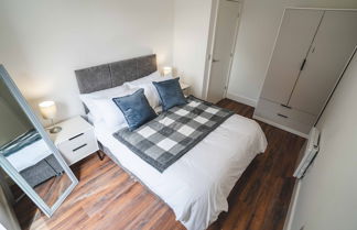 Photo 3 - Staycay Modern 1-bed Apartments in Sheffield City Centre