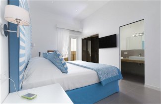 Photo 2 - Blue Suite in Sorrento