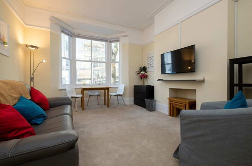 Photo 11 - Bright City Centre Flat With Sea 2 Mins Away