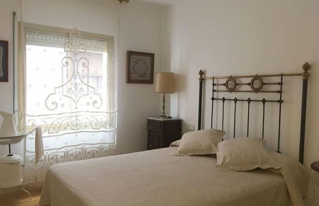 Aiguaneu Apartaments Center - Photo 2