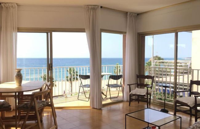 Aiguaneu Apartaments Center - Photo 1
