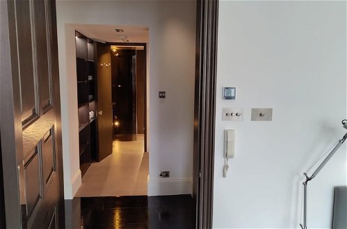Photo 5 - Luxury Suite in Cadogan Square I