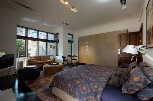Photo 17 - Luxury Suite in Cadogan Square I
