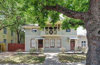 Photo 1 - Cozy Downtown Historic House - Casa Verde