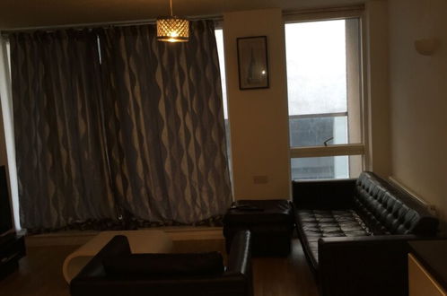 Photo 12 - 1 Bed Apt Near Canary Wharf London City Centre