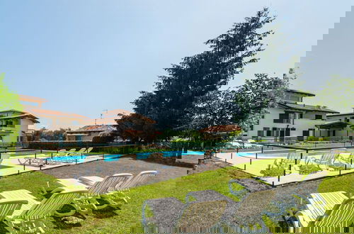 Foto 21 - Modern Salo Flat With Pool