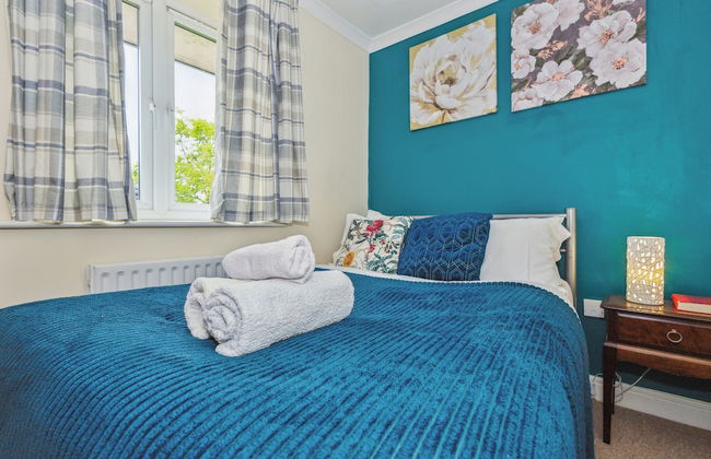 2 Bed Apartment - Sleeps 5 - Wifi - Parking - Pets - Photo 4
