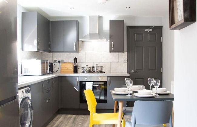 Immaculate 5-bed House in the City Centre Ashford - Foto 17