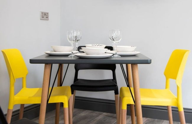 Immaculate 5-bed House in the City Centre Ashford - Foto 15