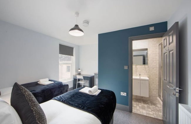 Immaculate 5-bed House in the City Centre Ashford - Foto 5