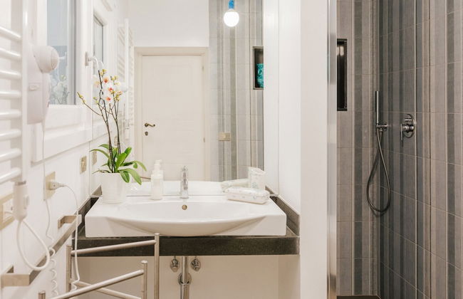 La Concha Suites - Photo 33
