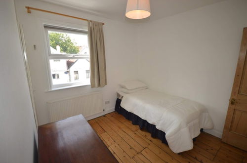 Photo 4 - 2 Bedroom Home in Gloucester Road