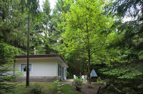 Photo 18 - Peacefully Chalet in Lanklaar With Garden