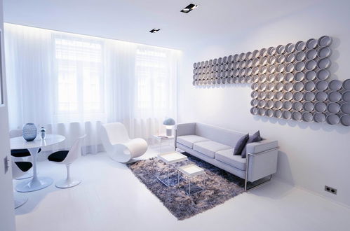 Photo 1 - White Room