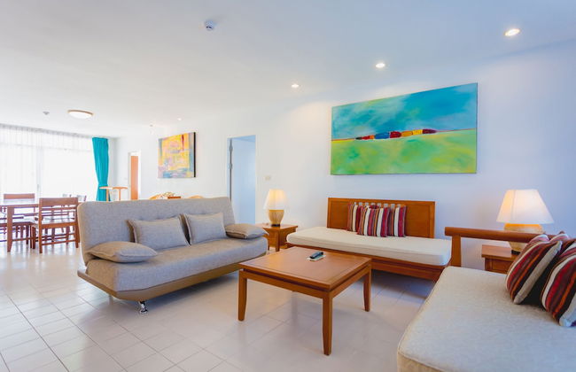 Waterfront Suites Phuket by Centara - Foto 18