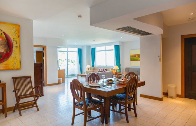 Waterfront Suites Phuket by Centara - Foto 4