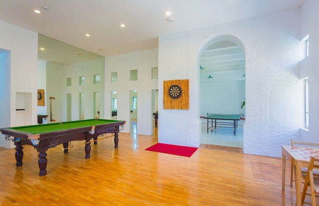 Waterfront Suites Phuket by Centara - Foto 40