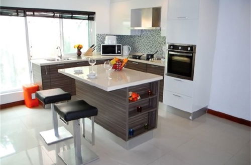 Photo 9 - Sunrise 3 bedrooms Modern Apartment In Nai Harn