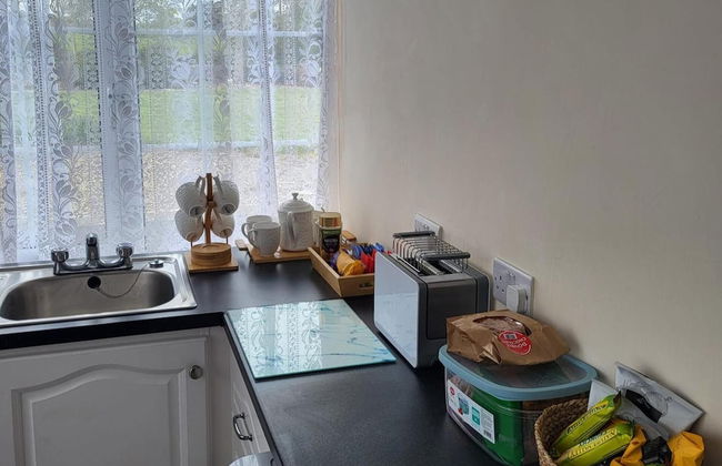 Charming 1-bed Apartment in Barefield - Foto 5