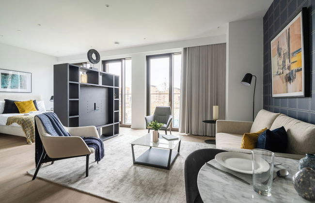 Stylish Studio Apartment With River Views in Londons Bustling Docklands - Foto 13