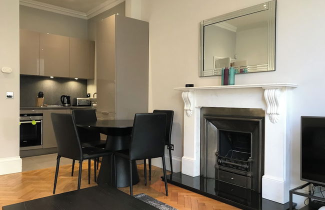 Earl's Court Ongar Road Apartments by Viridian Apartments - Foto 1