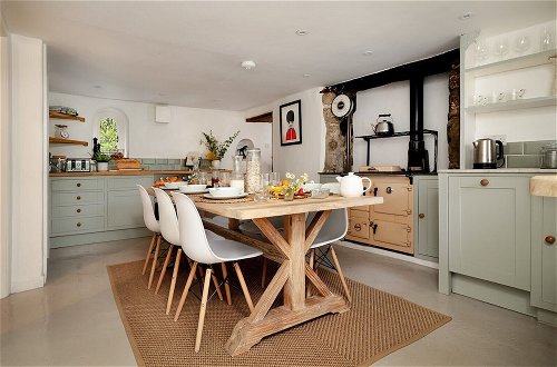Photo 36 - Weeke Brook - Quintessential Thatched Luxury Devon Cottage