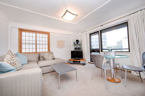 Photo 1 - One Bedroom Apartment With Great Views Close to Covent Garden