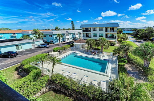 Photo 6 - Anna Maria Island Beach View 208