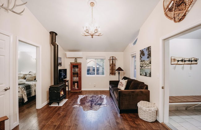 16GS - Hot Tub - BBQ - Pets Ok - Sleeps 2 - Foto 48