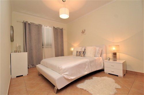Foto 3 - Paul do Mar Charming Apartment T2