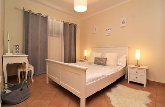 Photo 2 - Paul do Mar Charming Apartment T2