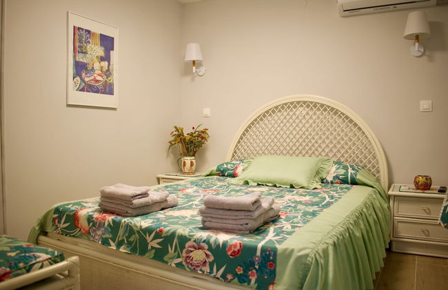 Alkyon Perea Apartments - Foto 2