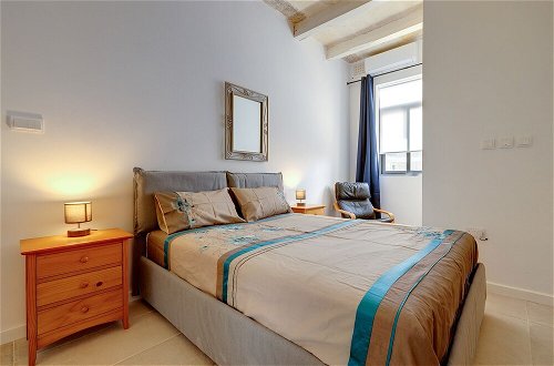 Foto 5 - Stylish 2BR Apartment in Valletta