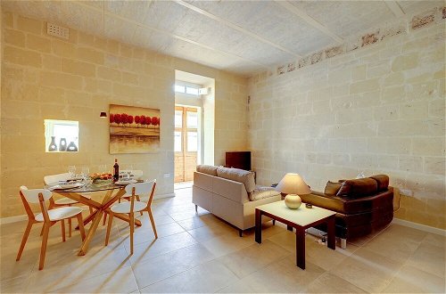 Foto 17 - Stylish 2BR Apartment in Valletta