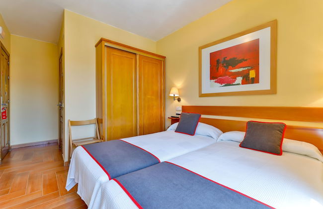 Hostal la Chata by Vivere Stays - Foto 9
