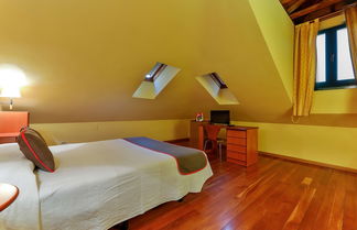 Photo 3 - Hostal la Chata by Vivere Stays