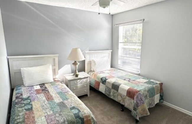 Luxuriate In Our Spacious 7br, 4.5ba 7 Bedroom Villa by RedAwning - Photo 7