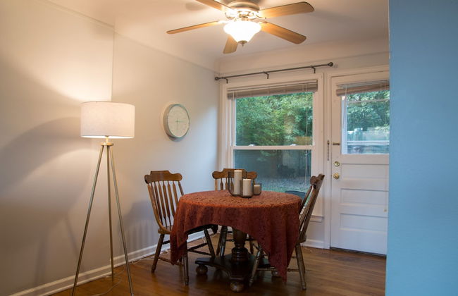 Two Bedroom West Stadium Bungalow - Unit 522 - Photo 8