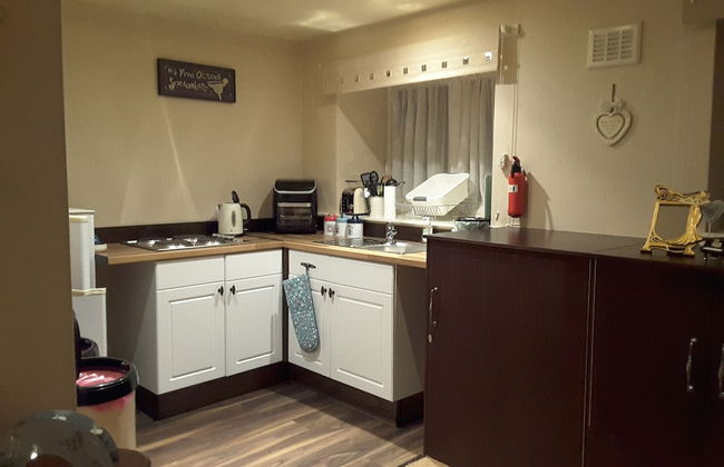 2 Bed Apartment 2 Mins Walk Away From the Beach! - Foto 15